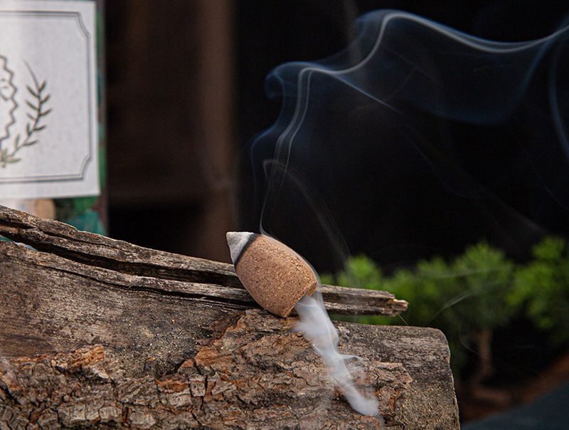 The sandalwood incense benefits